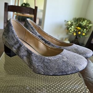 EUC Naturalizer Adeline Silver Snake 6.5